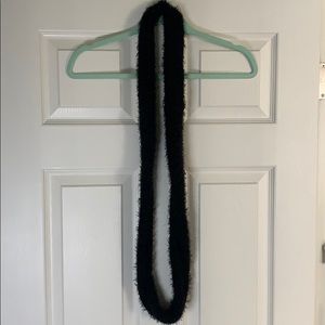 Fuzzy scarf